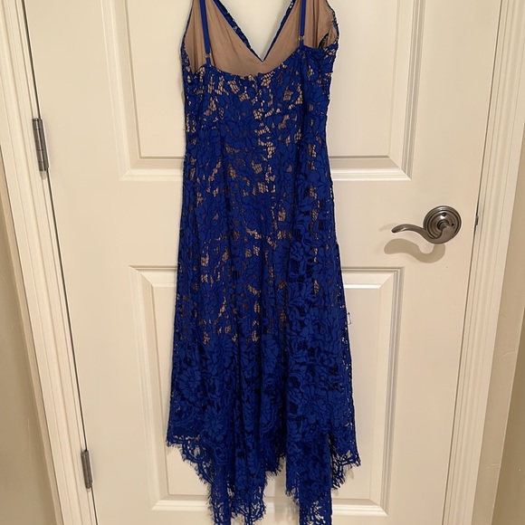 Lulus royal blue dress size Small, wore one time, good condition. - Picture 4 of 4